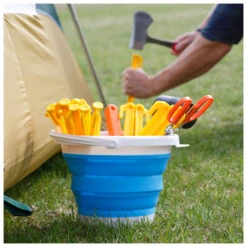 Coghlans - Seau Pliable 5 Coghlans - Seau Pliable -Magasin De Camping En Plein Air coghlans seau pliable detail 3